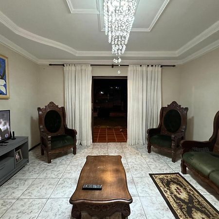 Triana Guest House Фос-ду-Іґуасу Екстер'єр фото