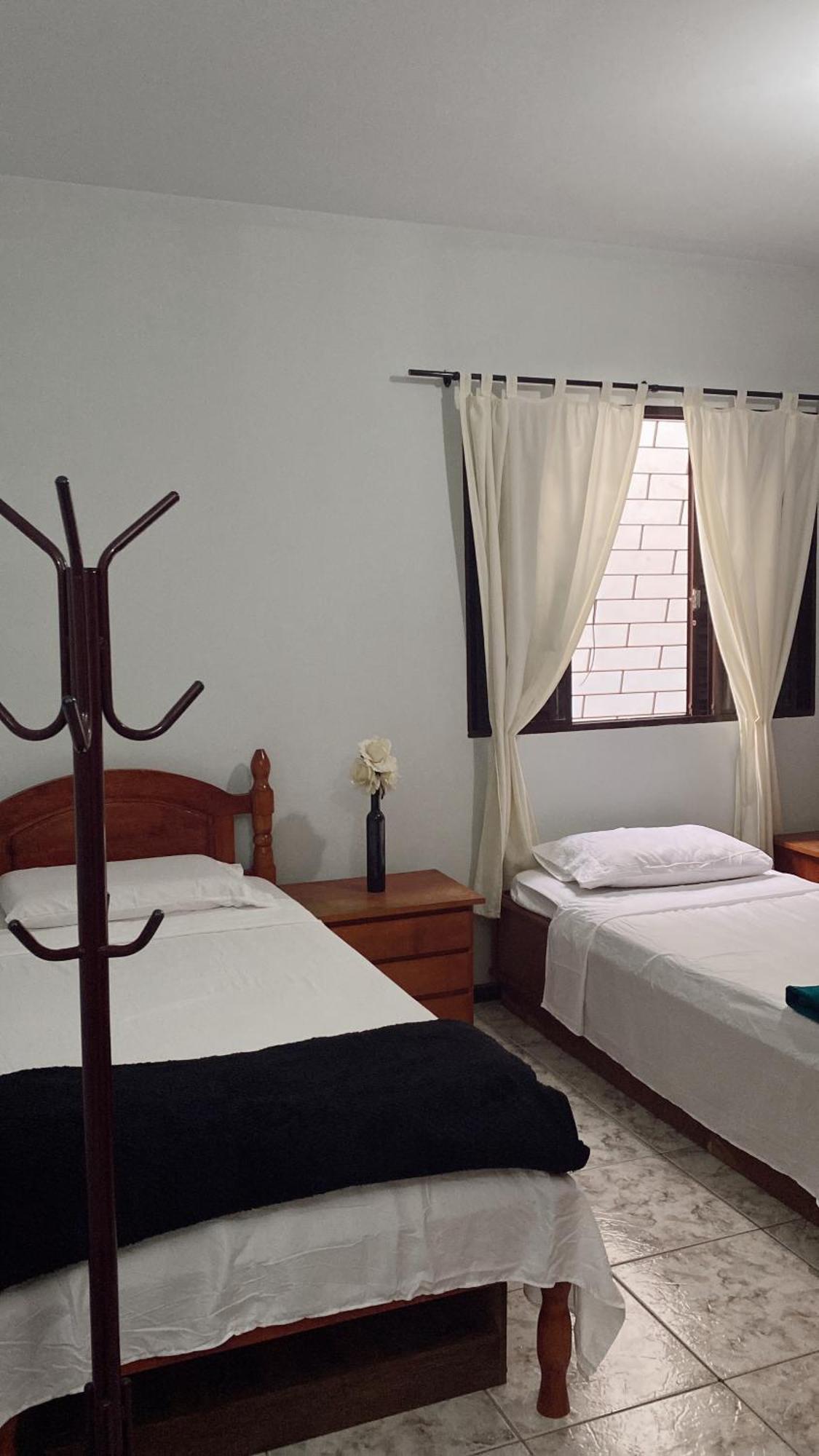 Triana Guest House Фос-ду-Іґуасу Екстер'єр фото