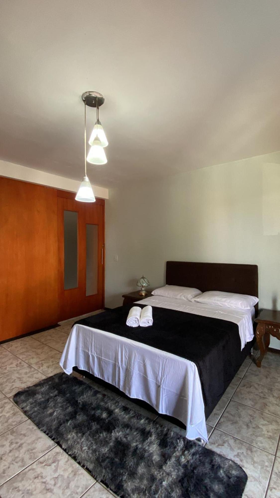 Triana Guest House Фос-ду-Іґуасу Екстер'єр фото